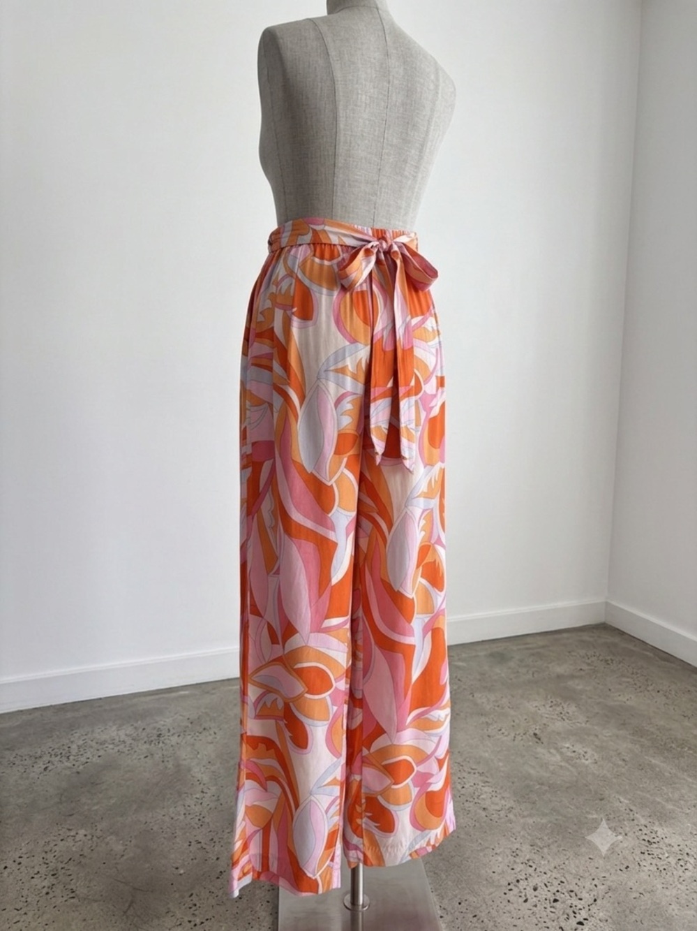 JL| Wide Leg Tie-Waist Lightweight Pants in Orange & Pink Retro 70s Print Sz M - Picture 8 of 8